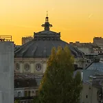 Downtown Cloud 31 With Athenee View Apartament Bucureşti