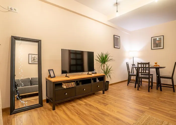 Downtown Cloud 31 With Athenee View *