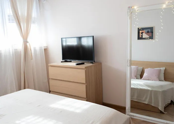 Downtown Cloud 31 With Athenee View *