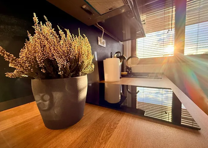 Downtown Cloud 31 With Athenee View *