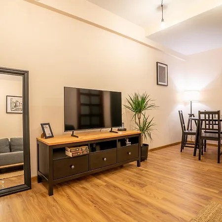 Downtown Cloud 31 With Athenee View *