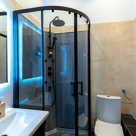 Downtown Cloud 31 With Athenee View דירה