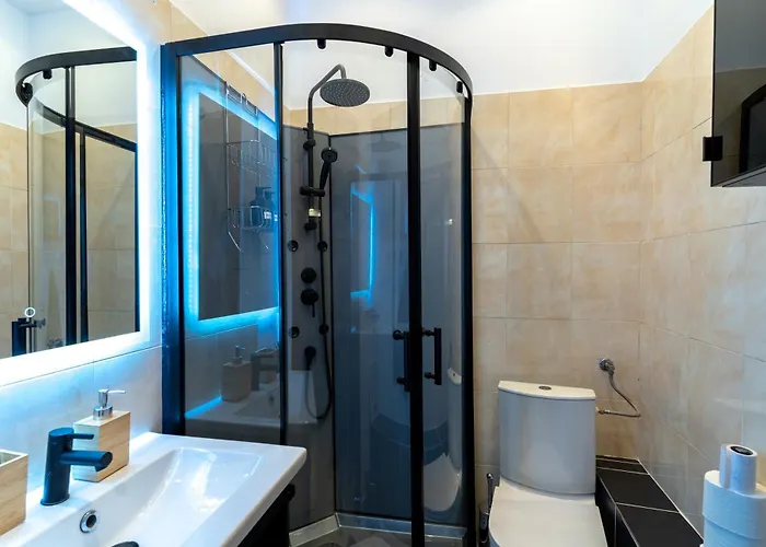 Downtown Cloud 31 With Athenee View Apartman